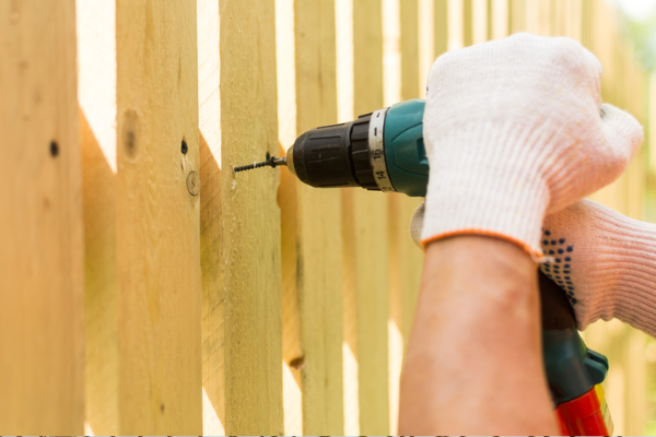 Fence Repair in Lakeville, MN